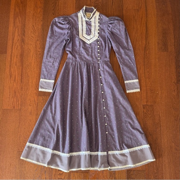 Vintage Gunne Sax Floral Print Prairie Dress with Polka Dot Trim size 7 - Picture 8 of 9